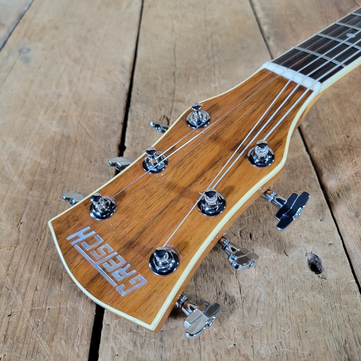 Gretsch Committee 7628 1977 – Vintage Electric Guitar, Rare Walnut Body - Mahar's Vintage Guitars