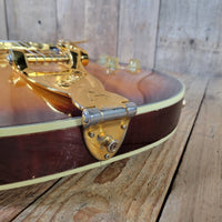 Guild Duane Eddy DE - 500 Deluxe 1962 – Sunburst, DeArmond Dynasonic Pickups, Vintage Hollowbody - Mahar's Vintage Guitars