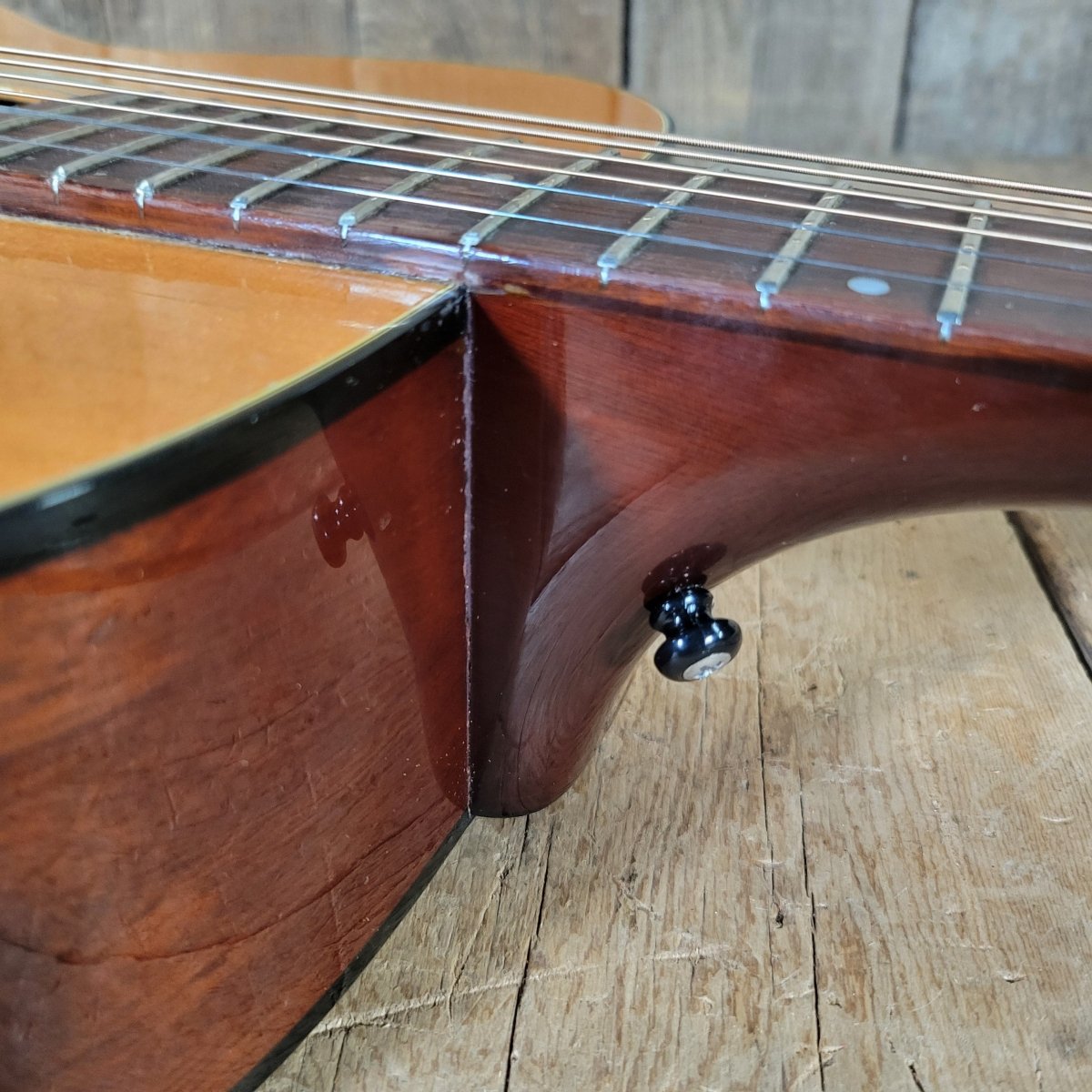 Guild F - 20 - NT Acoustic Guitar 1976 Natural Finish w/ Original Case – Vintage - Mahar's Vintage Guitars