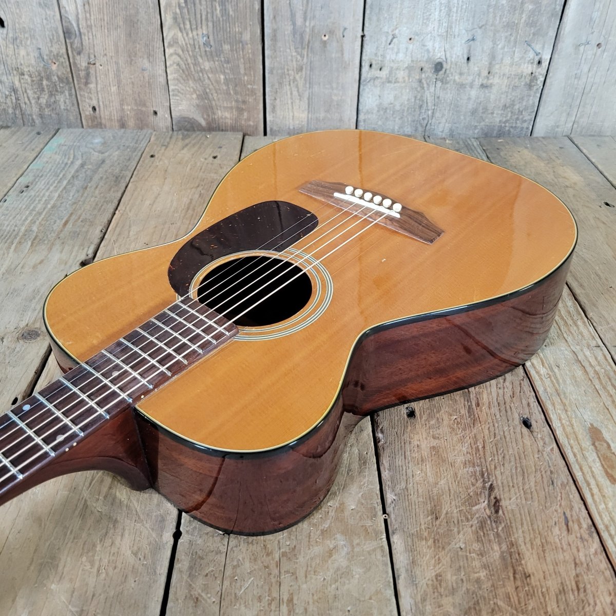 Guild F - 20 - NT Acoustic Guitar 1976 Natural Finish w/ Original Case – Vintage - Mahar's Vintage Guitars