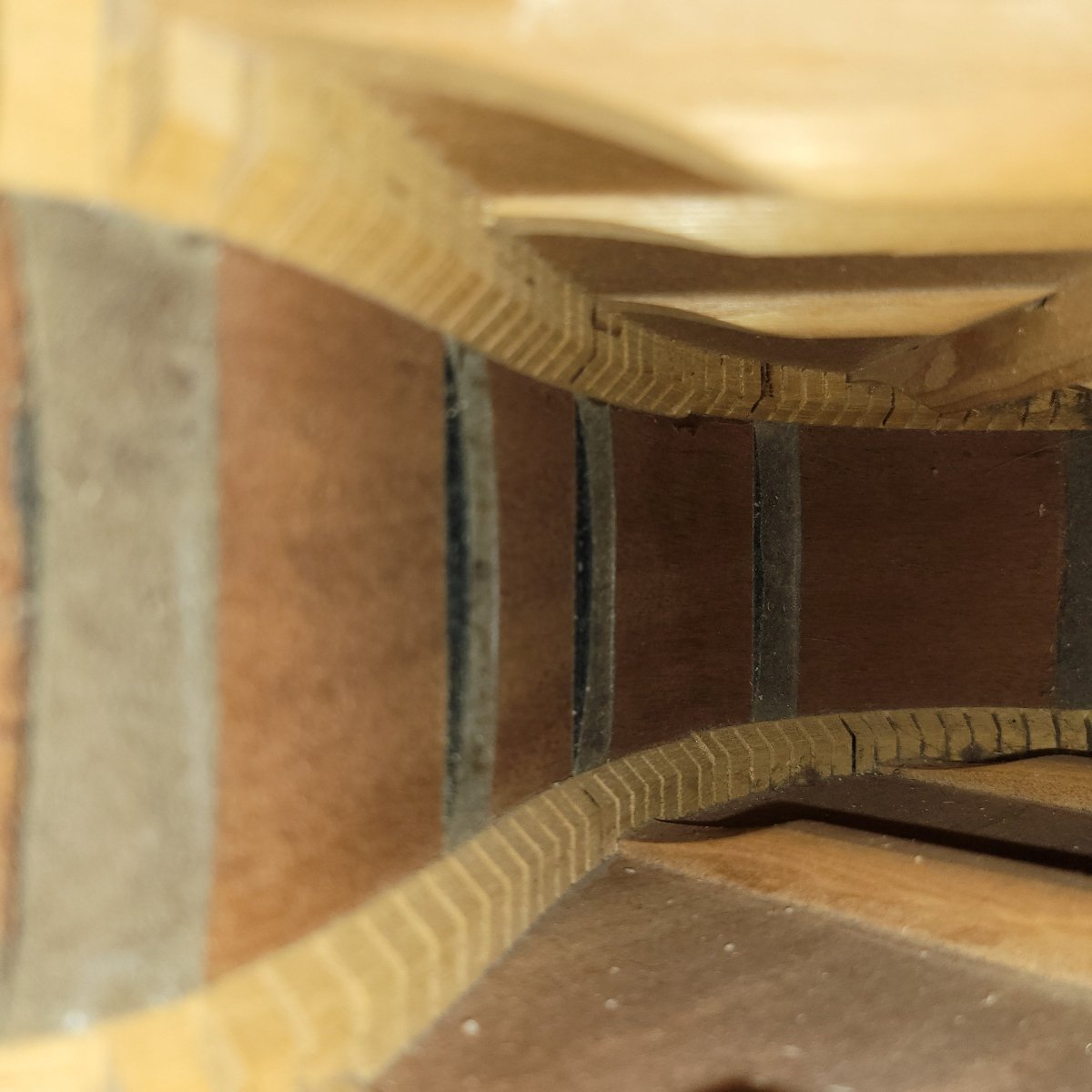 Guild F - 20 - NT Acoustic Guitar 1976 Natural Finish w/ Original Case – Vintage - Mahar's Vintage Guitars