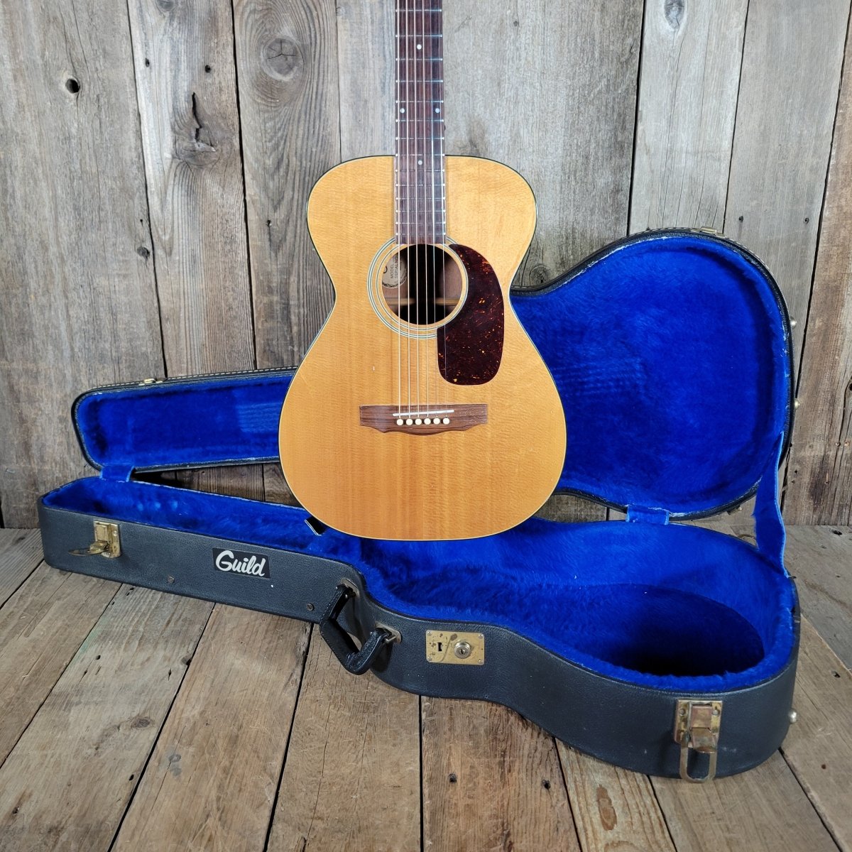 Guild F - 20 - NT Acoustic Guitar 1976 Natural Finish w/ Original Case – Vintage - Mahar's Vintage Guitars