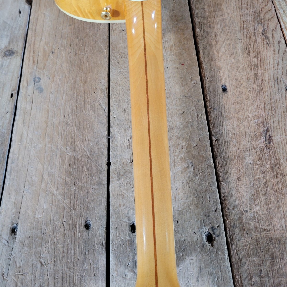 Guild X - 170 Archtop Hollowbody Guitar Blonde 1988 – Near Mint with Original Case - Mahar's Vintage Guitars