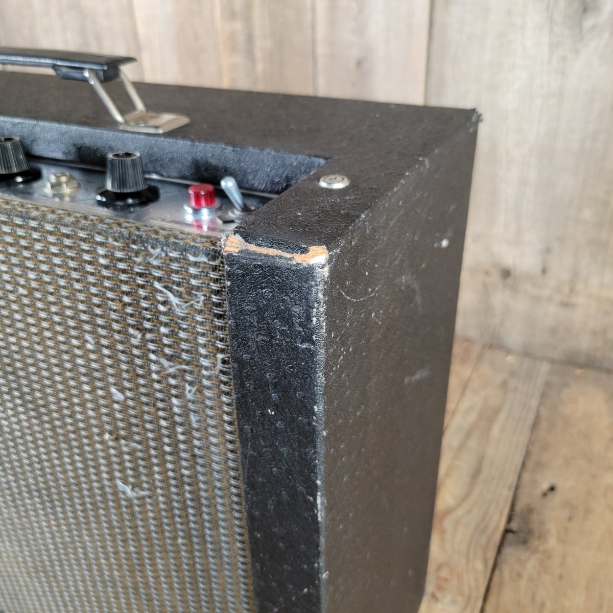 Harmony H410a (w tremolo) 1966 - Mahar's Vintage Guitars