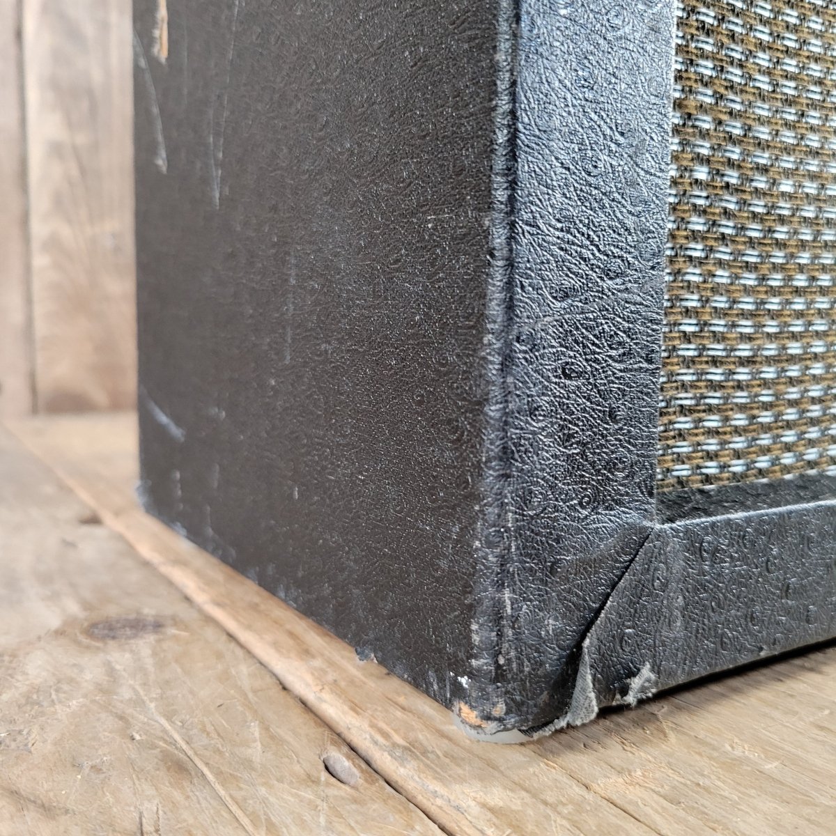 Harmony H410a (w tremolo) 1966 - Mahar's Vintage Guitars