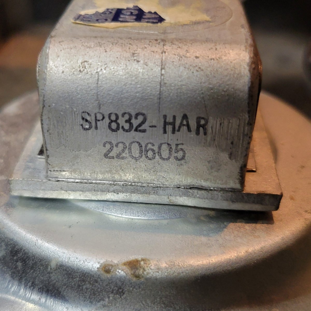 Harmony H410a (w tremolo) 1966 - Mahar's Vintage Guitars