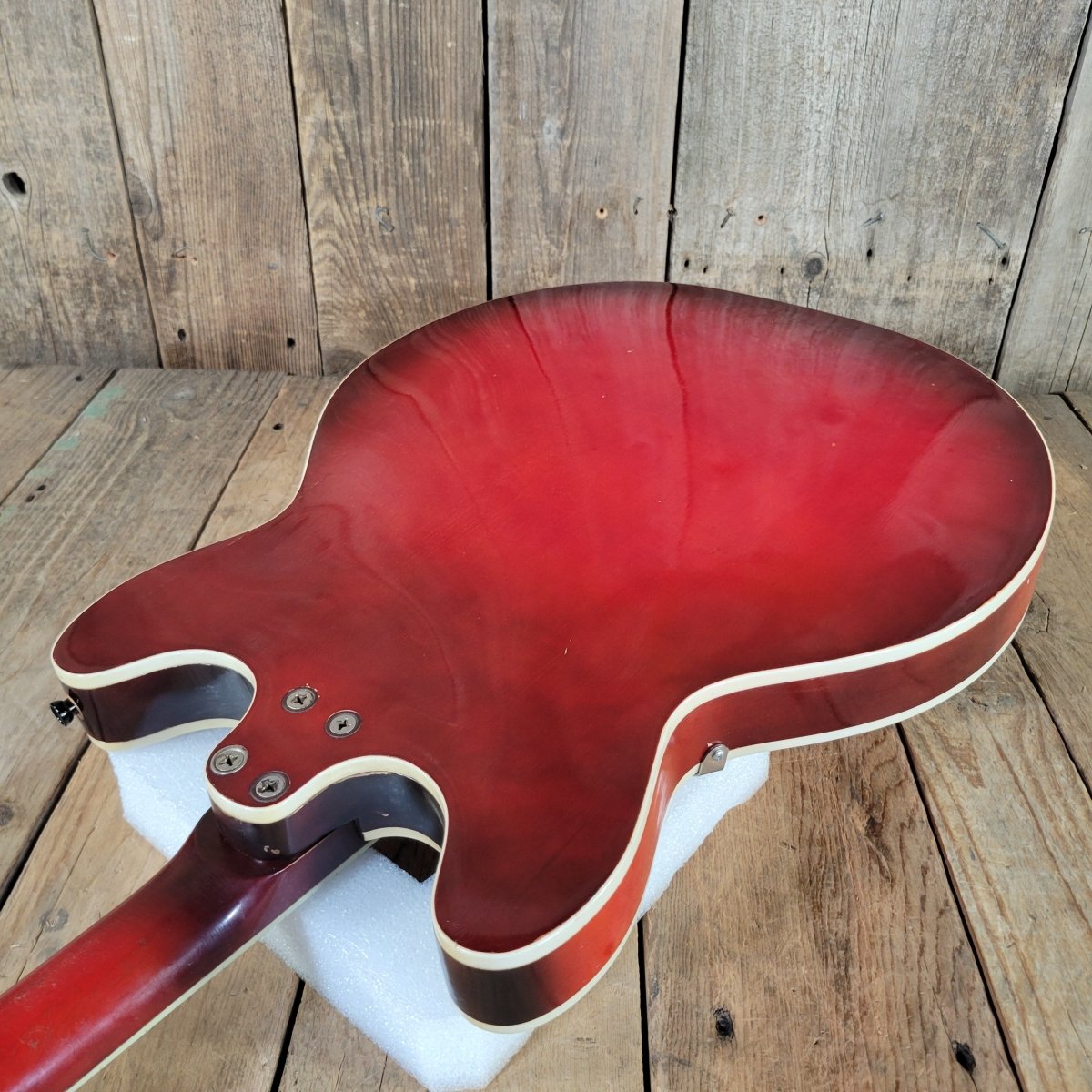 Harmony H77 Hollowbody Electric 1963 (Pre - H78 Model) - Mahar's Vintage Guitars