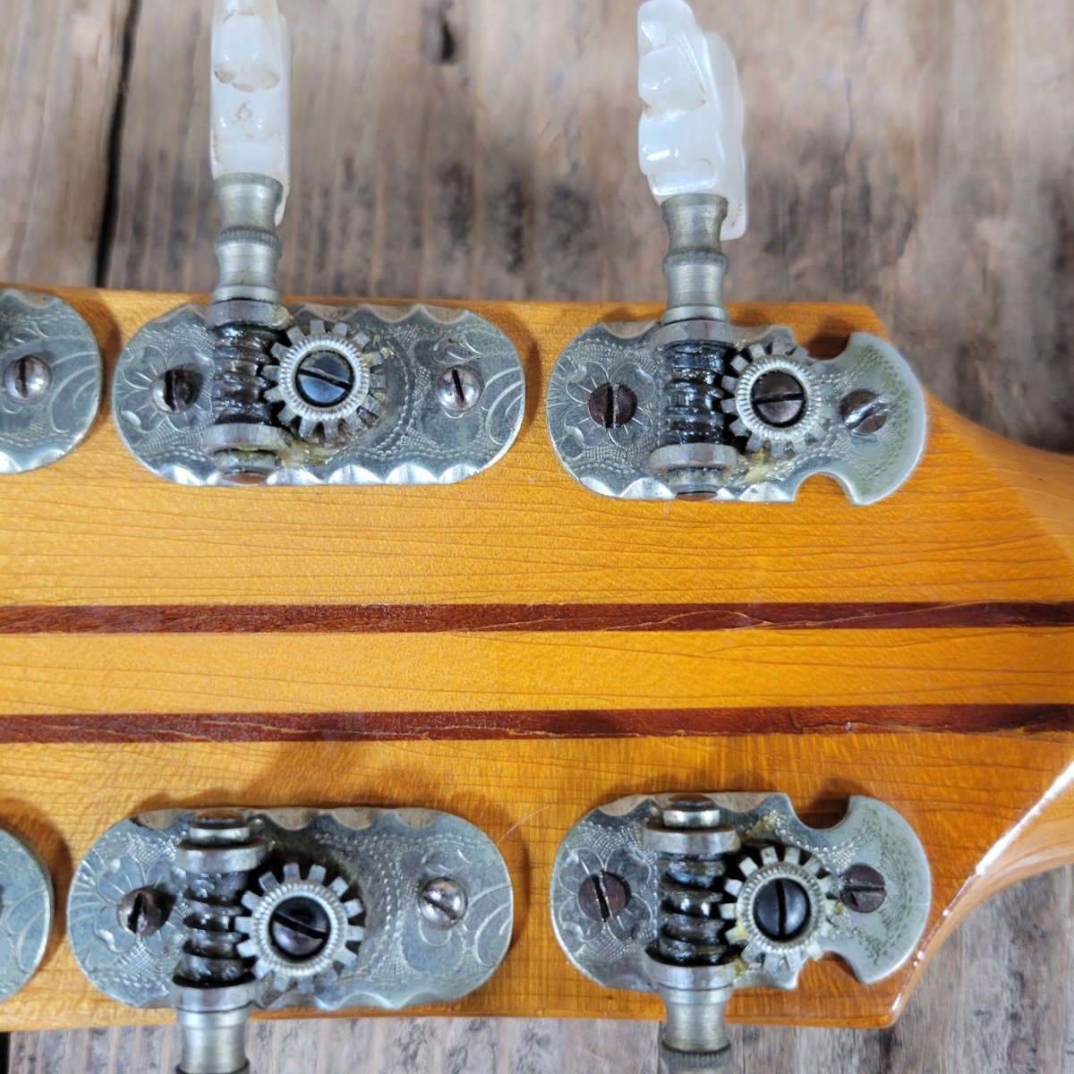 Höfner 1956 President Blonde Round Panel Archtop Guitar – Vintage German Craftsmanship - Mahar's Vintage Guitars