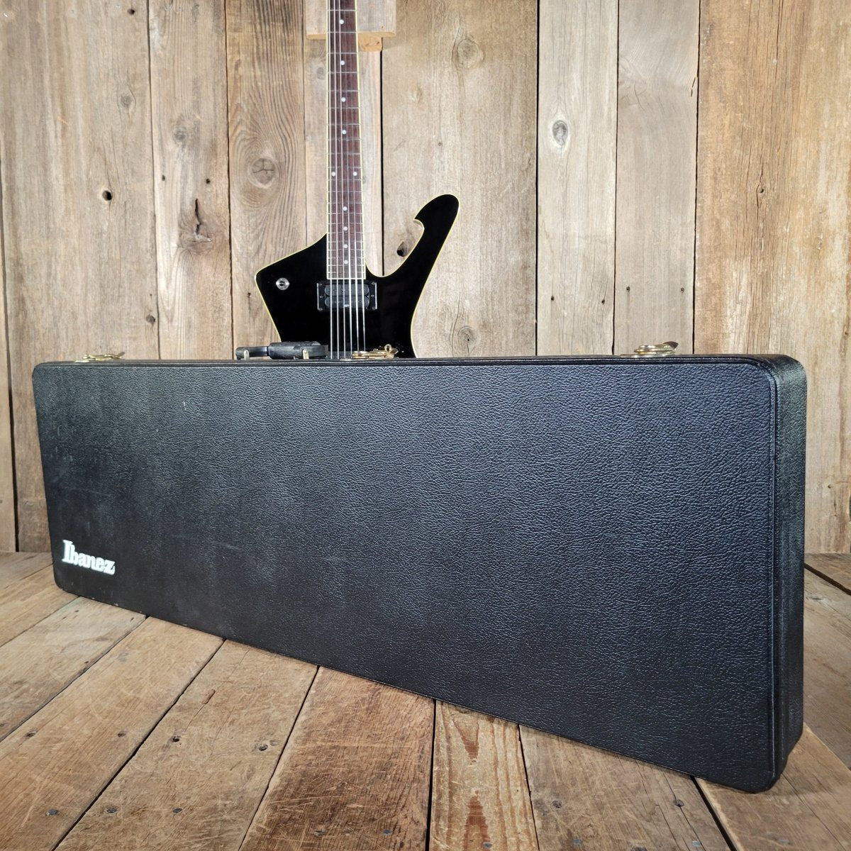 Ibanez Iceman IC300 2002 Black with Original Case - Mahar's Vintage Guitars