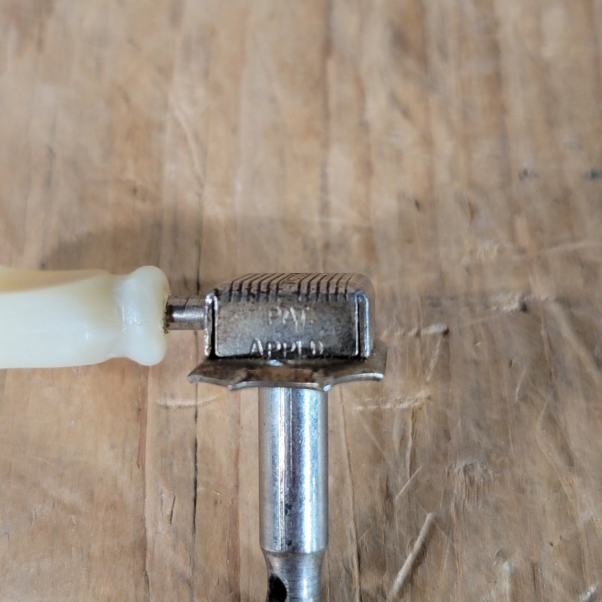 Kluson Deluxe Single Line Single Ring Tuner 1947 - 1952 Gibson ES - 335 Les Paul Burst - Mahar's Vintage Guitars