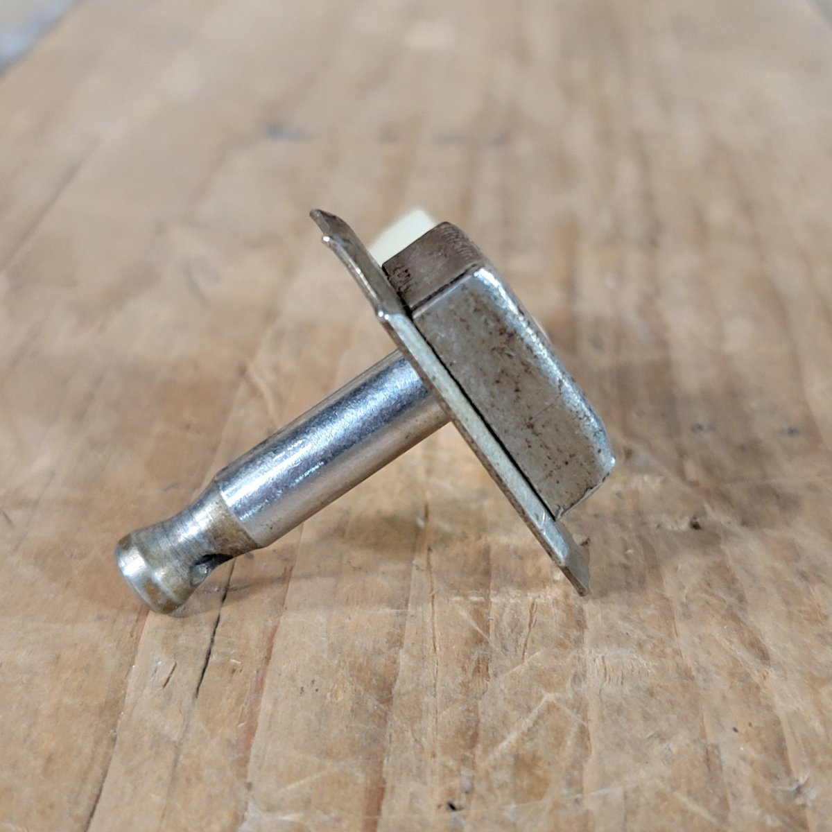 Kluson Deluxe Single Line Single Ring Tuner 1947 - 1952 Gibson ES - 335 Les Paul Burst - Mahar's Vintage Guitars