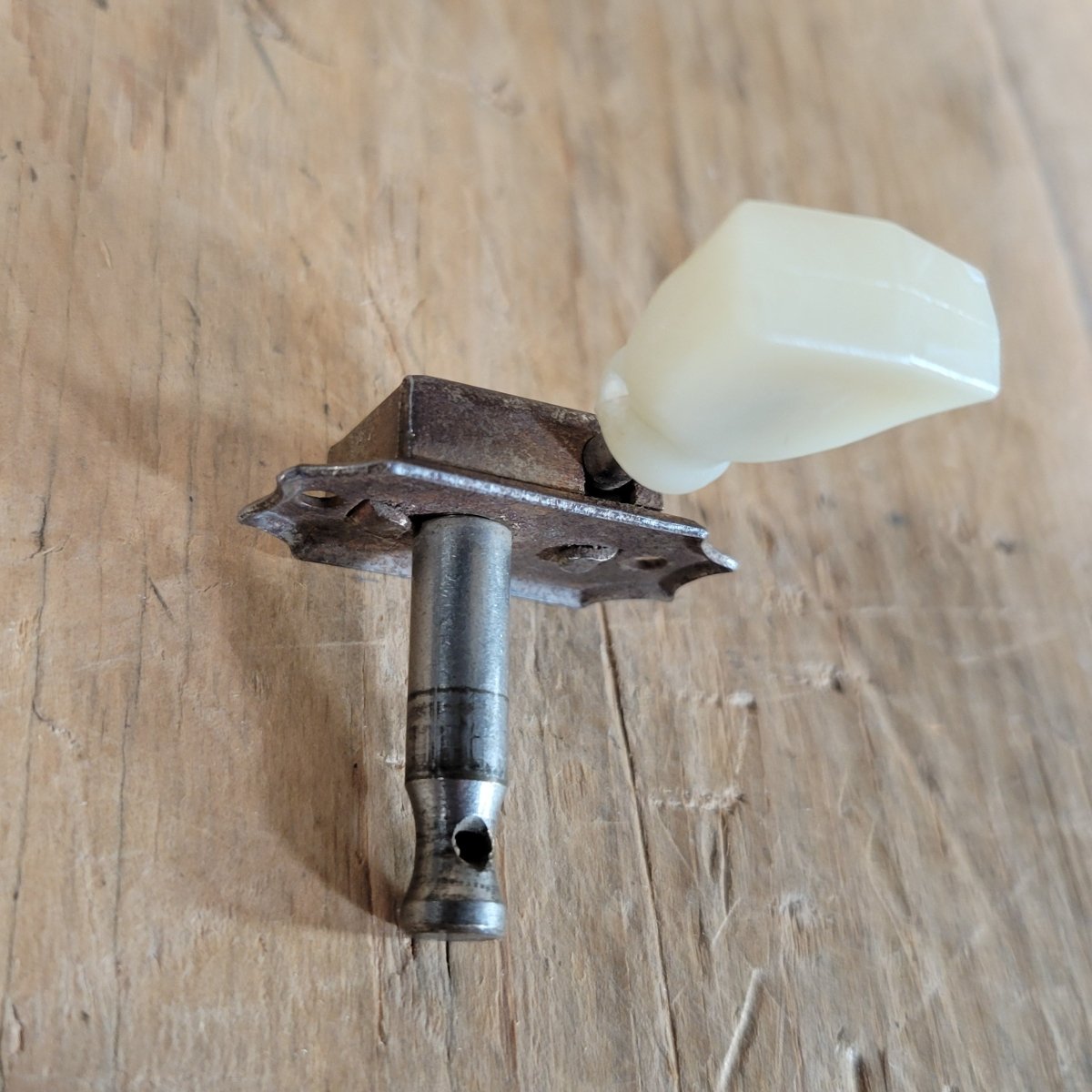 Kluson Deluxe Single Line Single Ring Tuner 1947 - 1952 Gibson ES Les Paul Burst - Mahar's Vintage Guitars