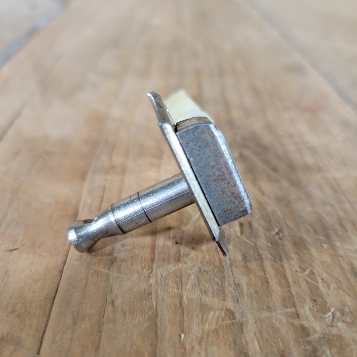 Kluson Deluxe Single Line Single Ring Tuner 1947 - 1952 Gibson Les Paul Burst ES - Mahar's Vintage Guitars