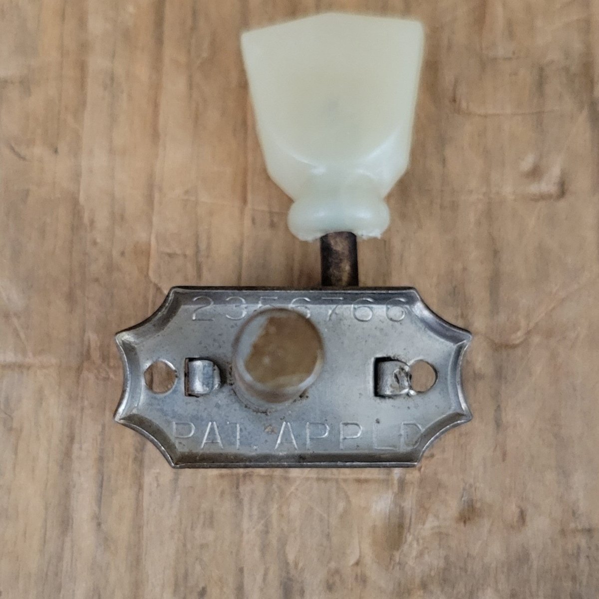 Kluson Single Ring No Line Tuner 1954 - 56 Gibson 1954 1955 1956 Les Paul - Mahar's Vintage Guitars