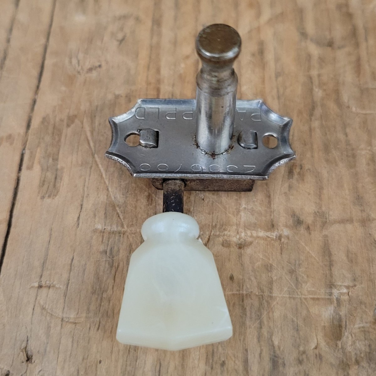 Kluson Single Ring No Line Tuner 1954 - 56 Gibson Les Paul ES 1954 1956 1955 - Mahar's Vintage Guitars