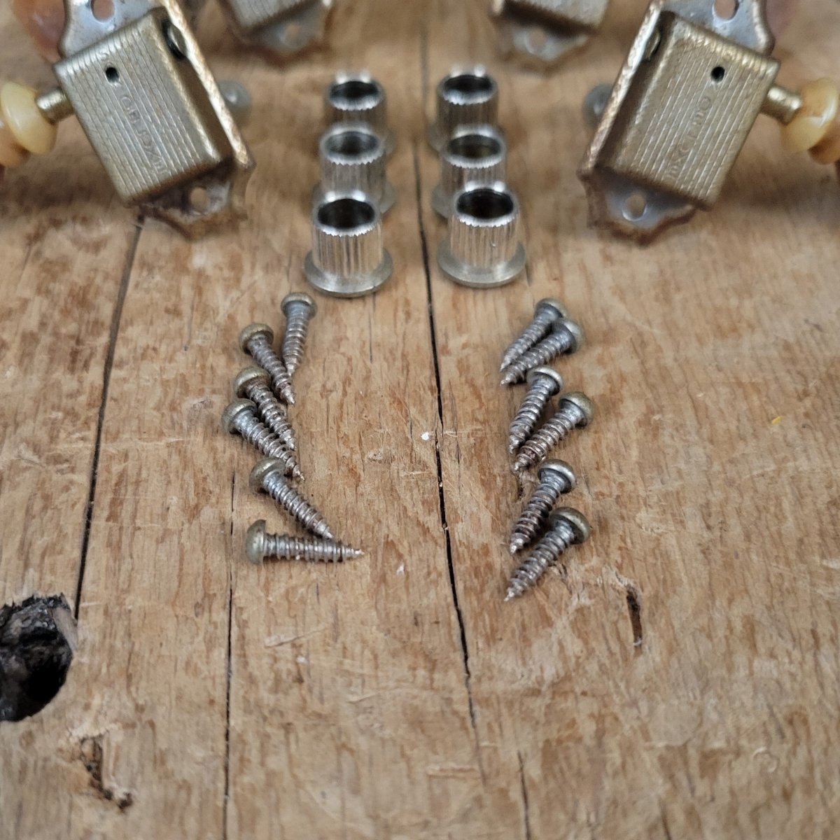 Kluson Tuning Machines Single Line Double Ring Gibson Les Paul Burst ES 1960 1961 1962 1963 - Mahar's Vintage Guitars