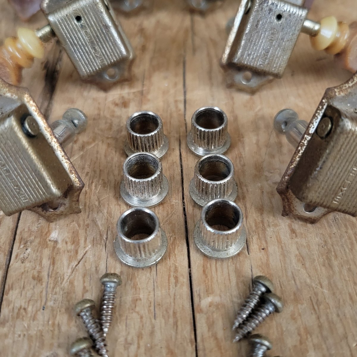 Kluson Tuning Machines Single Line Double Ring Gibson Les Paul Burst ES 1960 1961 1962 1963 - Mahar's Vintage Guitars
