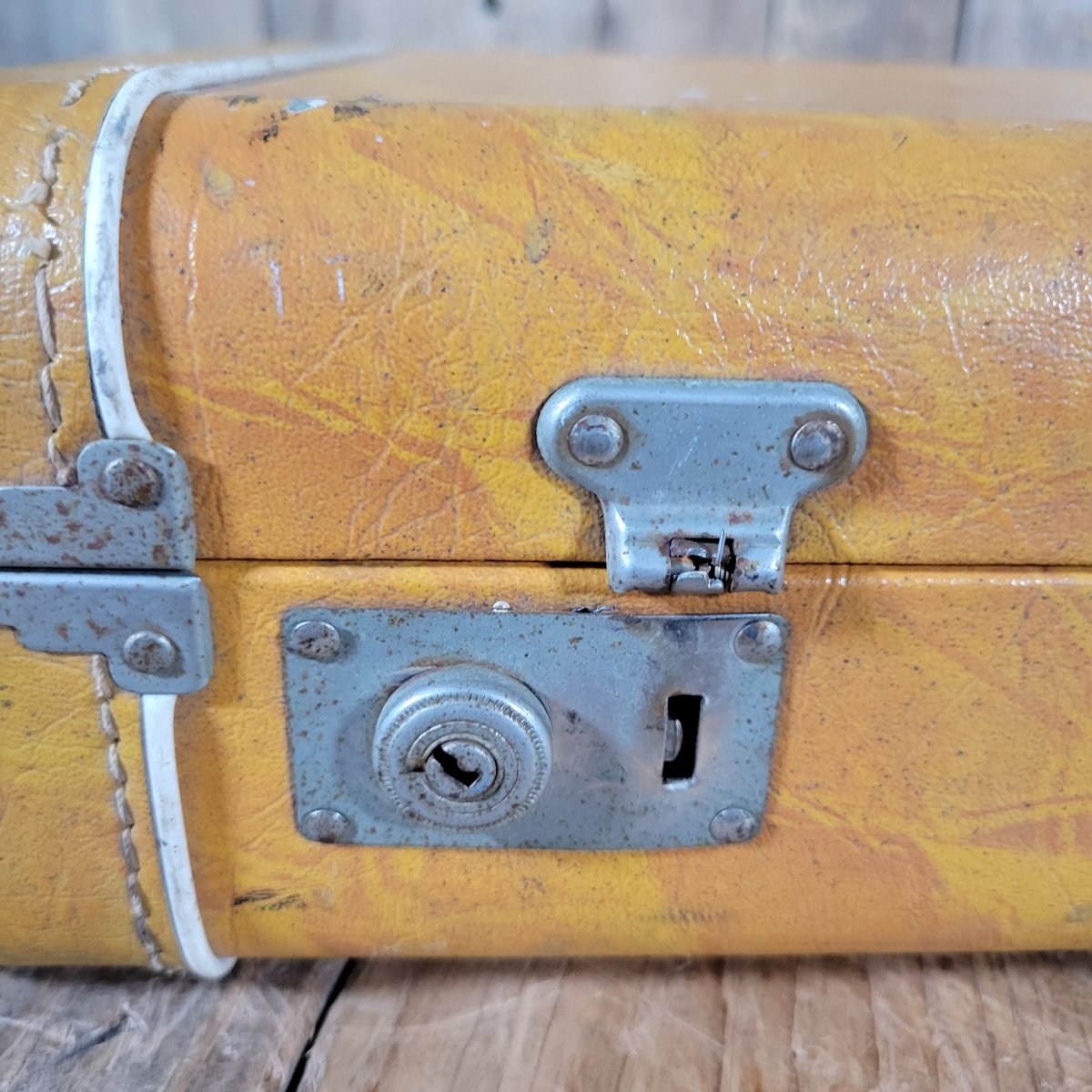 Kramer 350G 1979 – Black Finish, Aluminum Neck, Vintage USA Electric Guitar - Mahar's Vintage Guitars