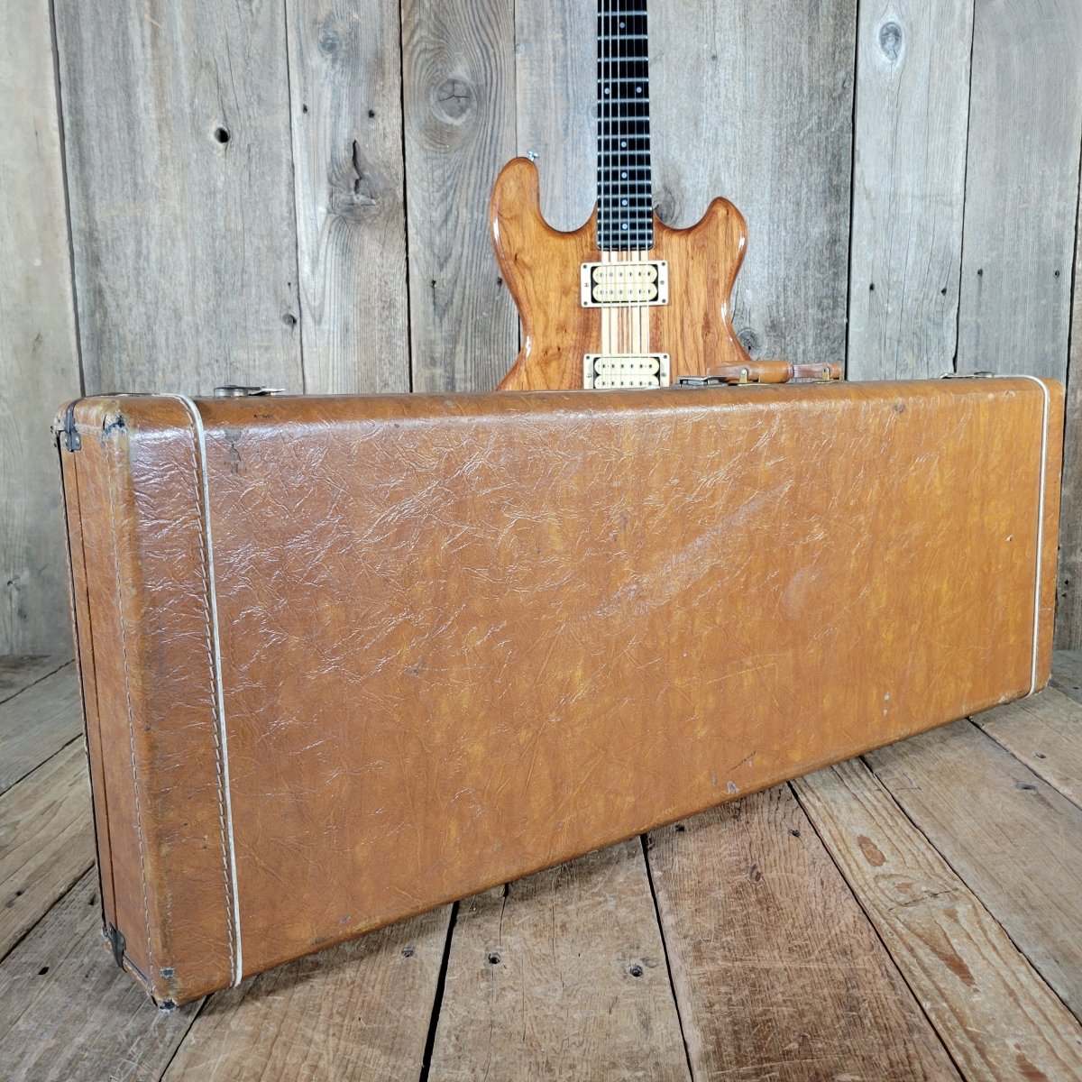 Kramer DMZ 2000 – 1979 Vintage Aluminum Neck Guitar, 100% Original w/ Case - Mahar's Vintage Guitars