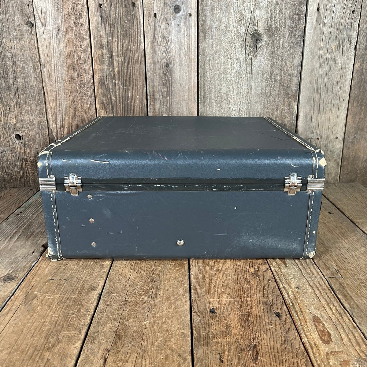 Ludwig Acrolite All Aluminum 1963 No Serial Keystone Badge Near Mint - Mahar's Vintage Guitars