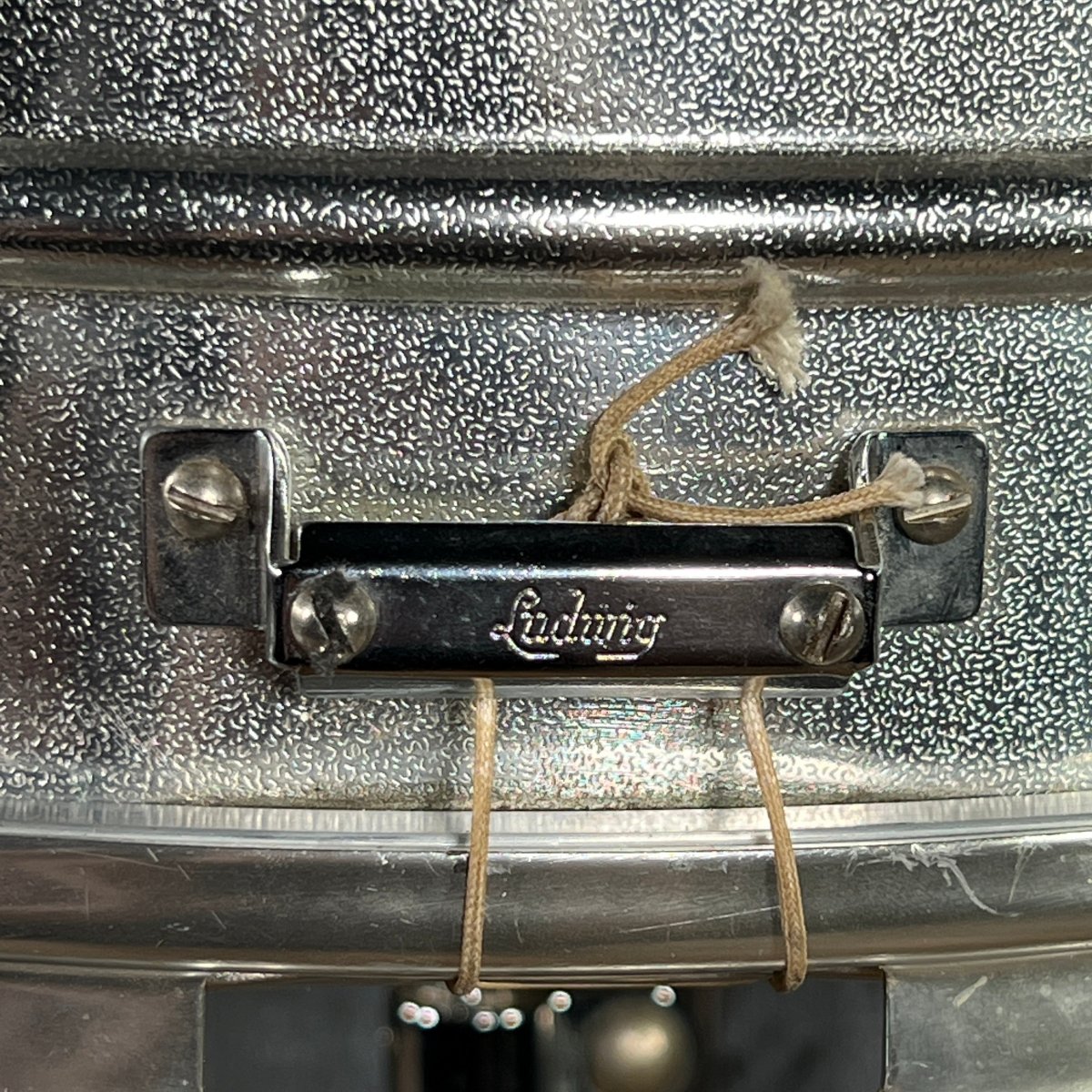 Ludwig Acrolite All Aluminum 1963 No Serial Keystone Badge Near Mint - Mahar's Vintage Guitars