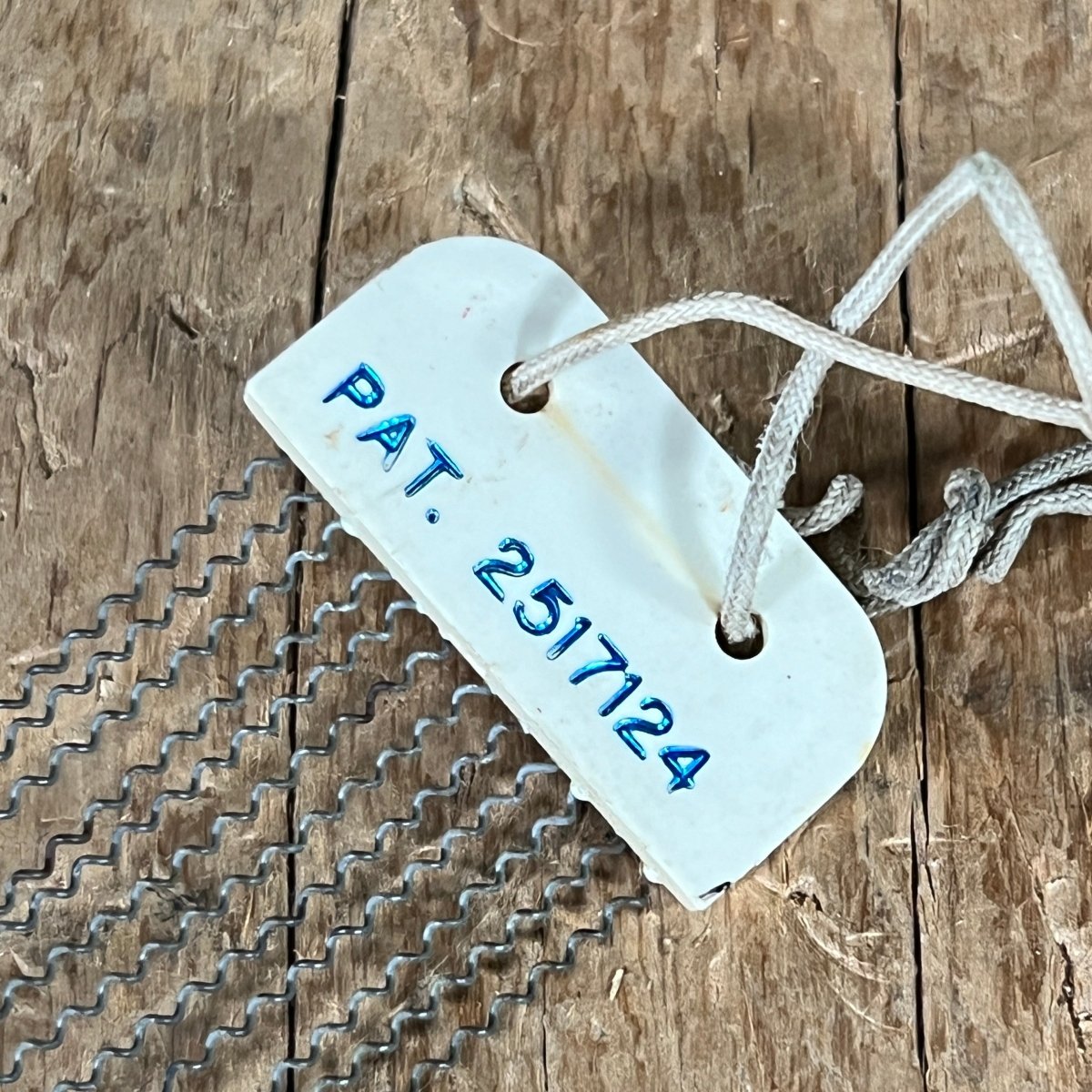 Ludwig Acrolite All Aluminum 1963 No Serial Keystone Badge Near Mint - Mahar's Vintage Guitars