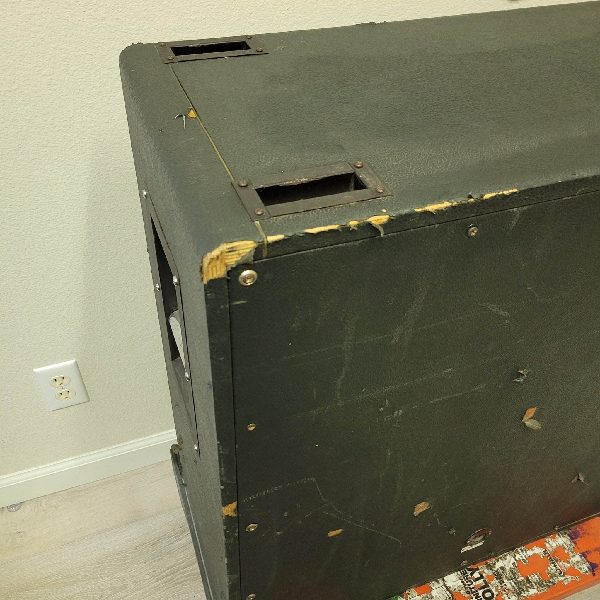 Marshall 1960b 4x12 Cabinet 1968 With Original Vintage Celestion G12M Greenback T1511 Speakers - Mahar's Vintage Guitars