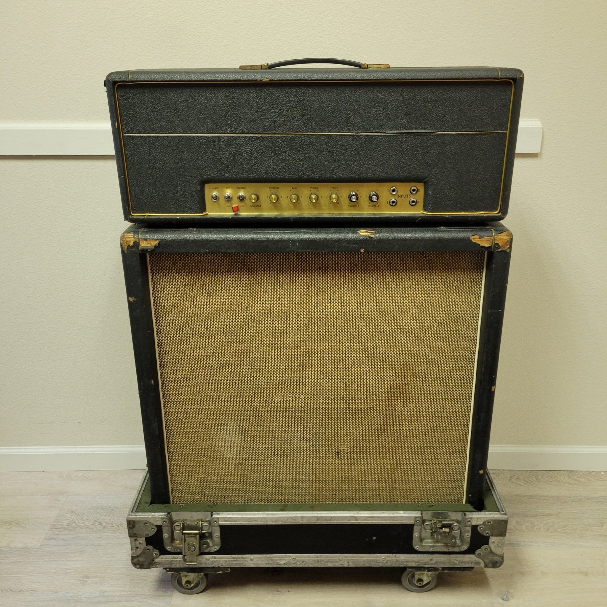 Marshall 1960b 4x12 Cabinet 1968 With Original Vintage Celestion G12M Greenback T1511 Speakers - Mahar's Vintage Guitars