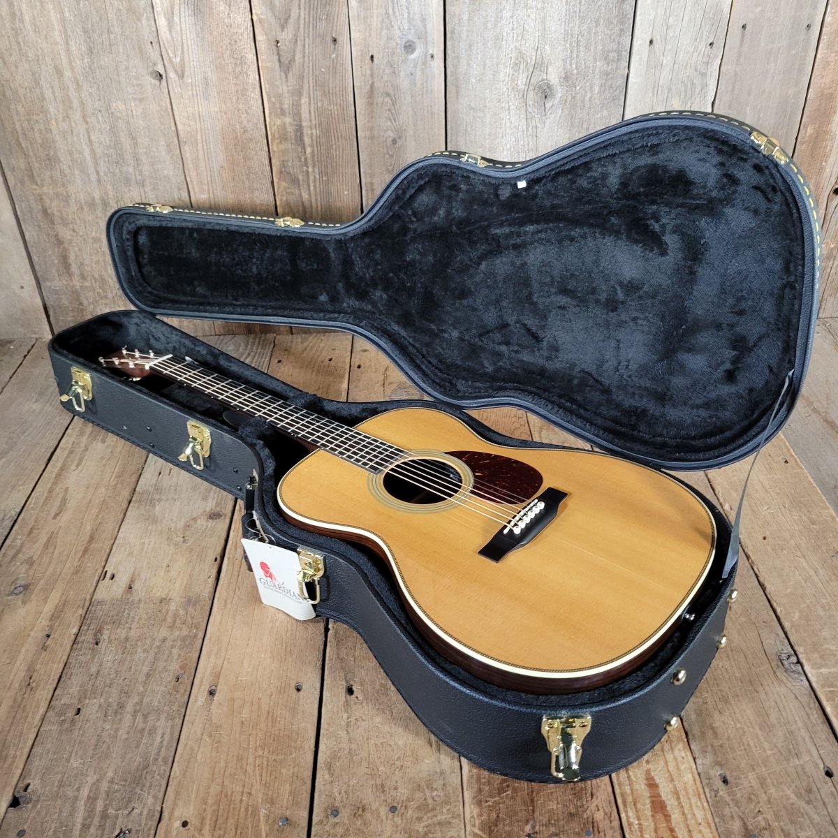Martin OM - 28E Acoustic - Electric Guitar 2021 – Rosewood & Spruce, LR Baggs Pickup, New Case Included - Mahar's Vintage Guitars