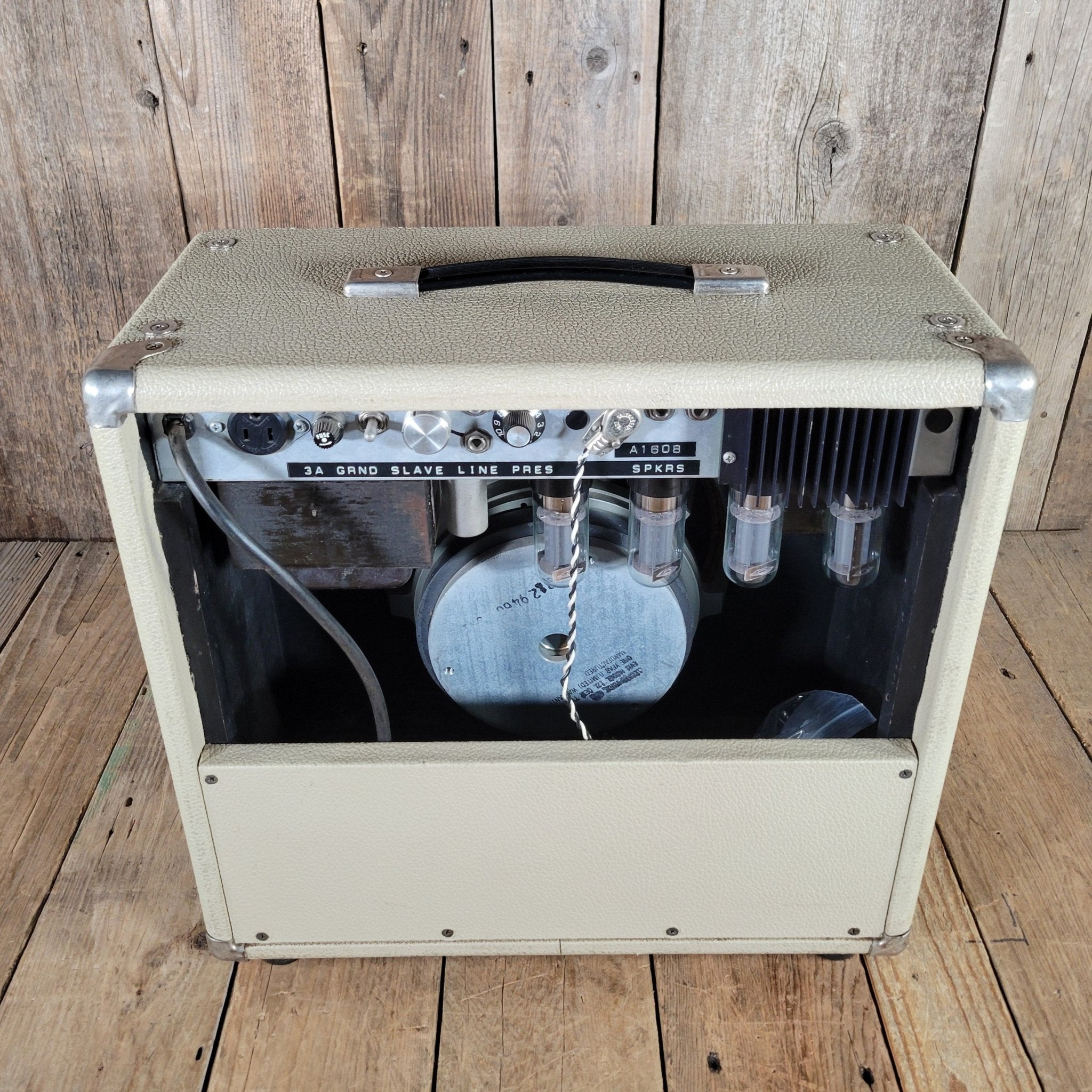 Mesa Boogie Mark I White Tolex 2 - Channel 100 - Watt 1x12 1978 - Mahar's Vintage Guitars