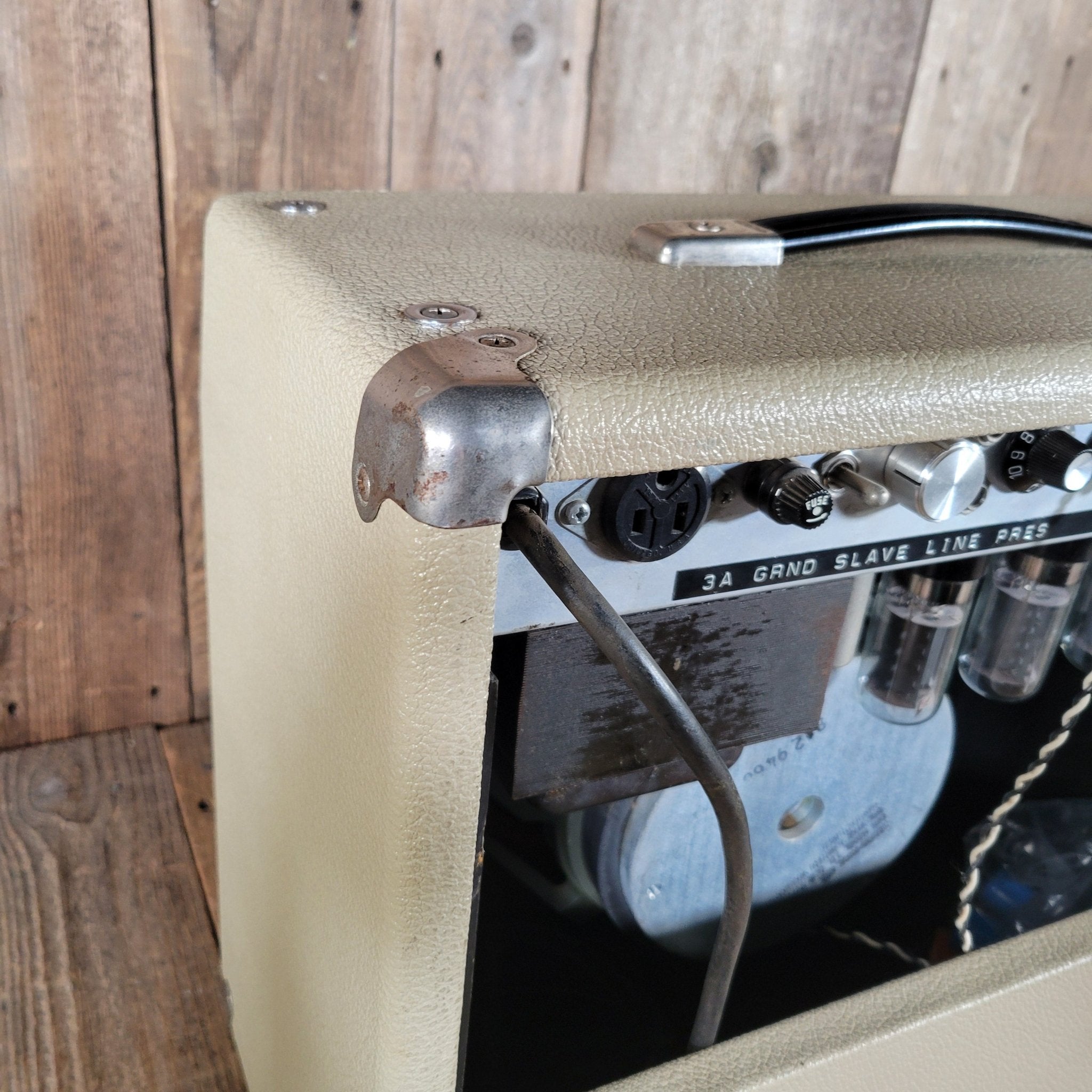 Mesa Boogie Mark I White Tolex 2 - Channel 100 - Watt 1x12 1978 - Mahar's Vintage Guitars