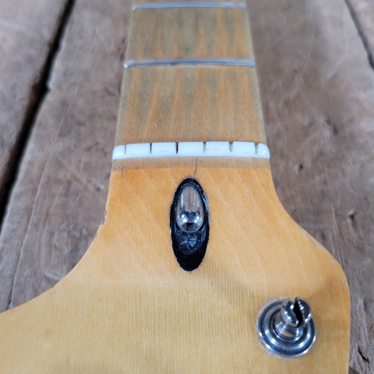 Music Man Stingray I 1976 – Vintage Electric Guitar, Original Leo Fender Design - Mahar's Vintage Guitars