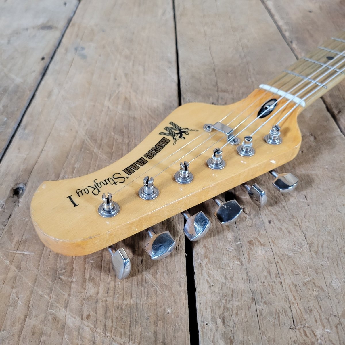 Music Man Stingray I 1976 – Vintage Electric Guitar, Original Leo Fender Design - Mahar's Vintage Guitars