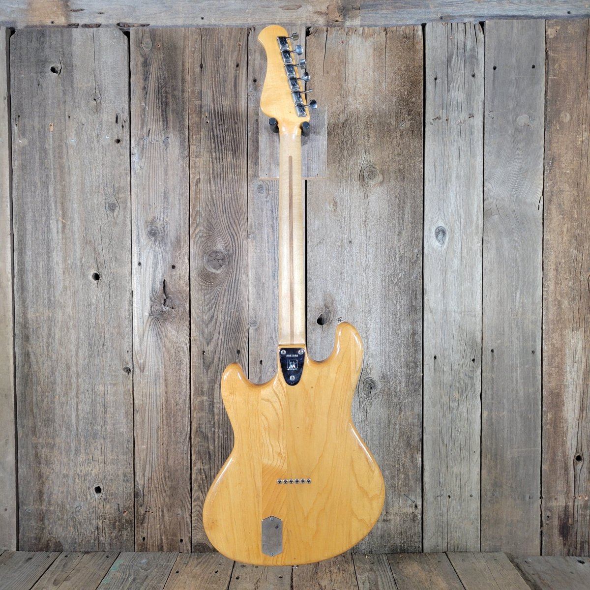 Music Man Stingray I 1976 – Vintage Electric Guitar, Original Leo Fender Design - Mahar's Vintage Guitars