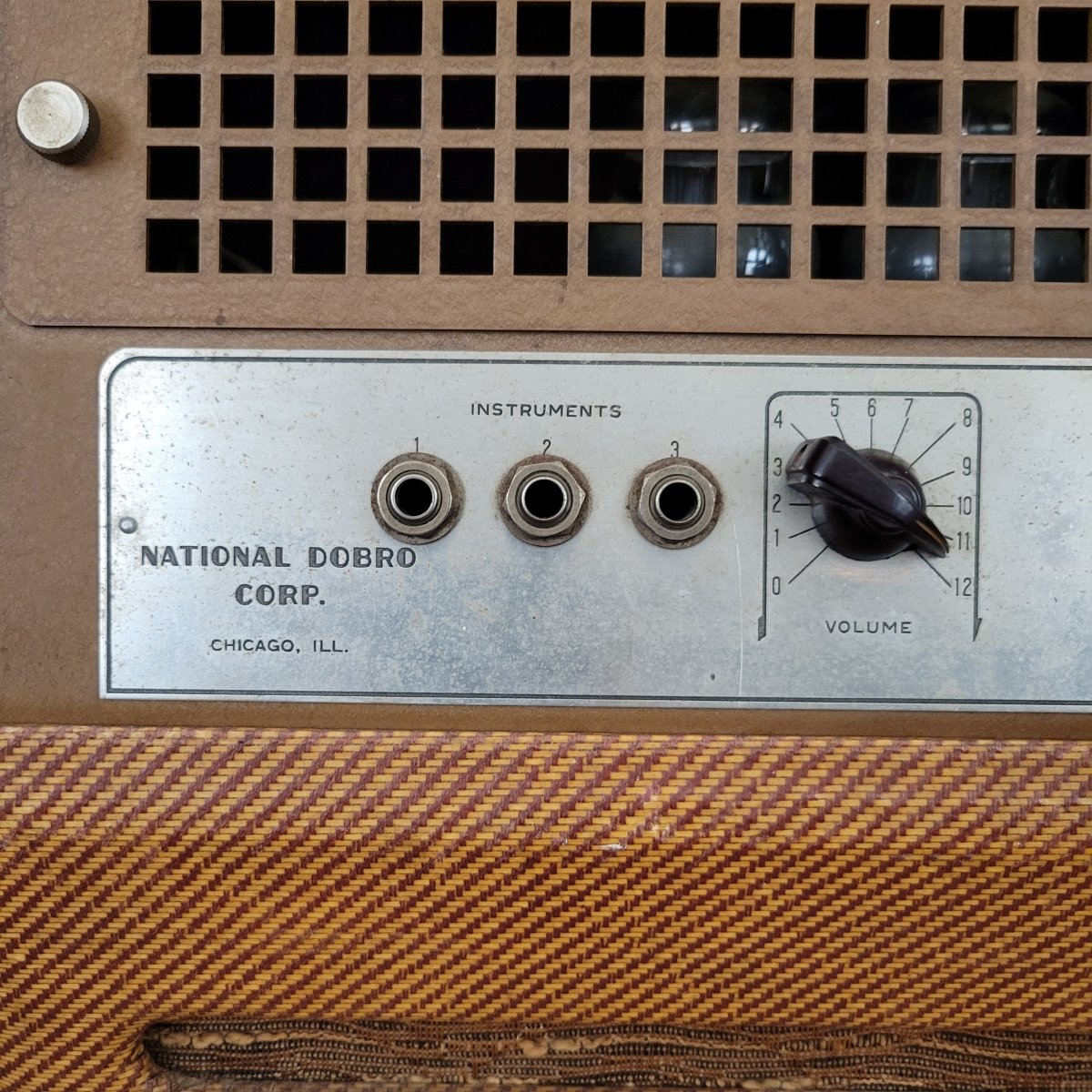 National New Yorker Lap Steel and Model 75 Tweed Amplifier Set 1940 - Mahar's Vintage Guitars