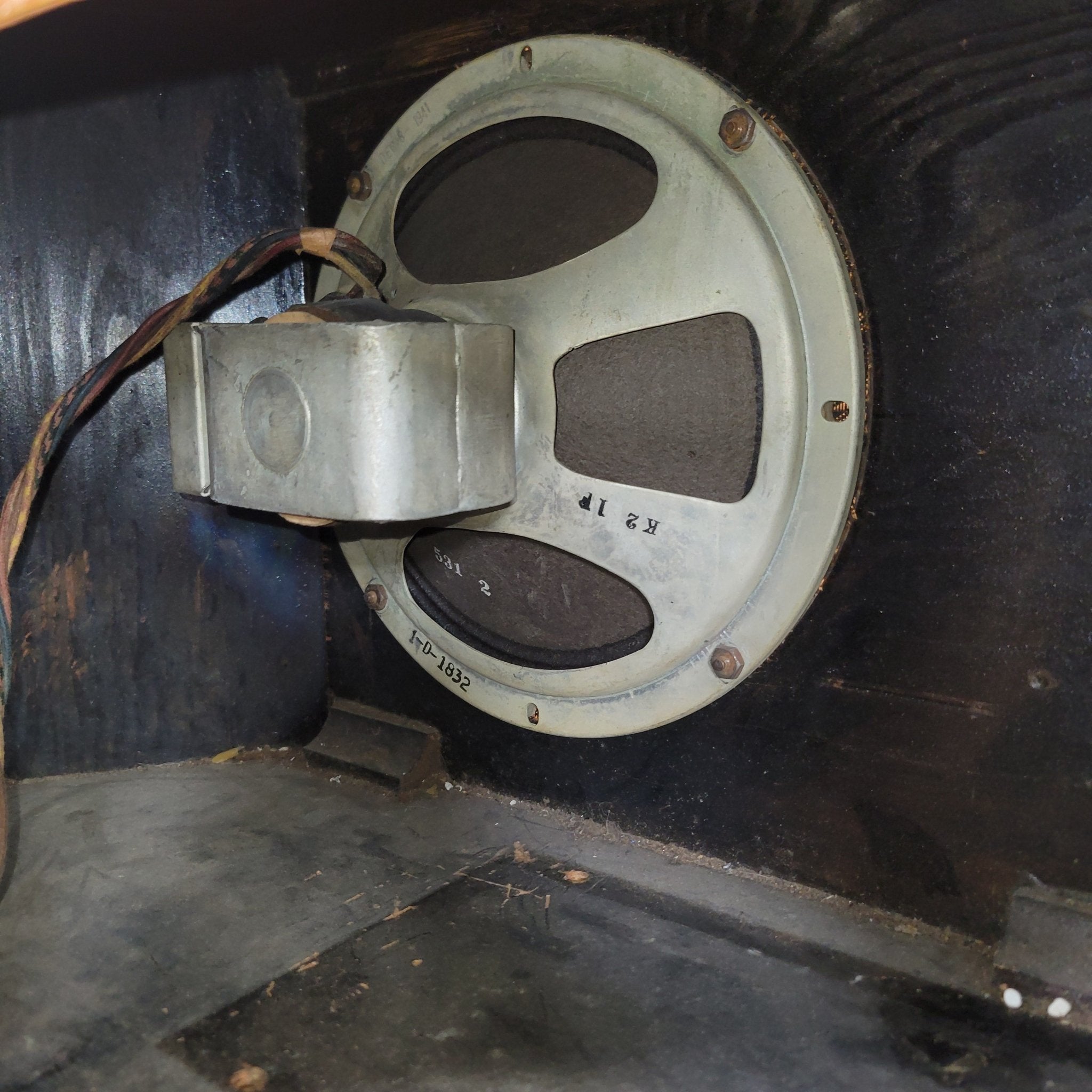 Oahu 385K Melody Master Amp Pink Pearloid 1941 - Mahar's Vintage Guitars