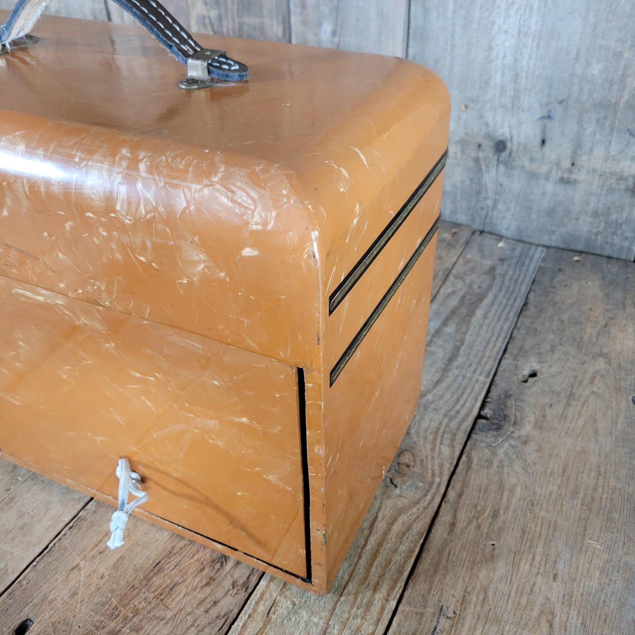 Oahu 385K Melody Master Amp Pink Pearloid 1941 - Mahar's Vintage Guitars