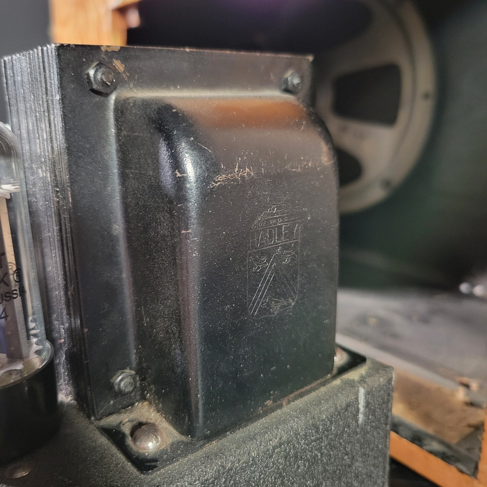 Oahu 385K Melody Master Amp Pink Pearloid 1941 - Mahar's Vintage Guitars