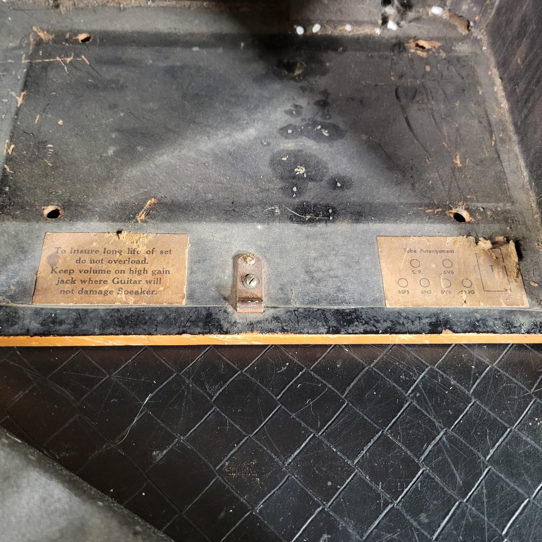 Oahu 385K Melody Master Amp Pink Pearloid 1941 - Mahar's Vintage Guitars