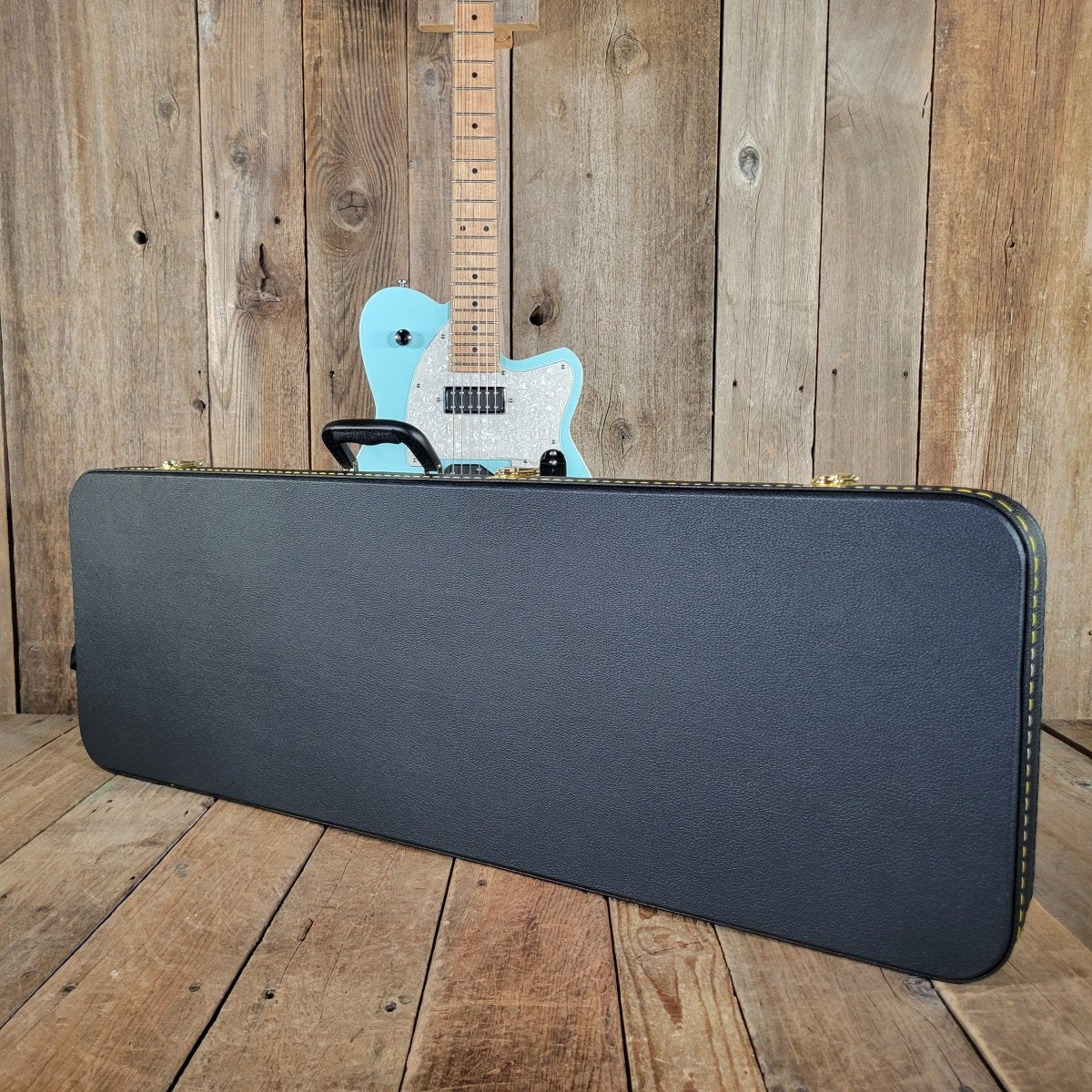 Reverend Buckshot 2023 – Near Mint with Hard Case, Modern Offset Electric - Mahar's Vintage Guitars