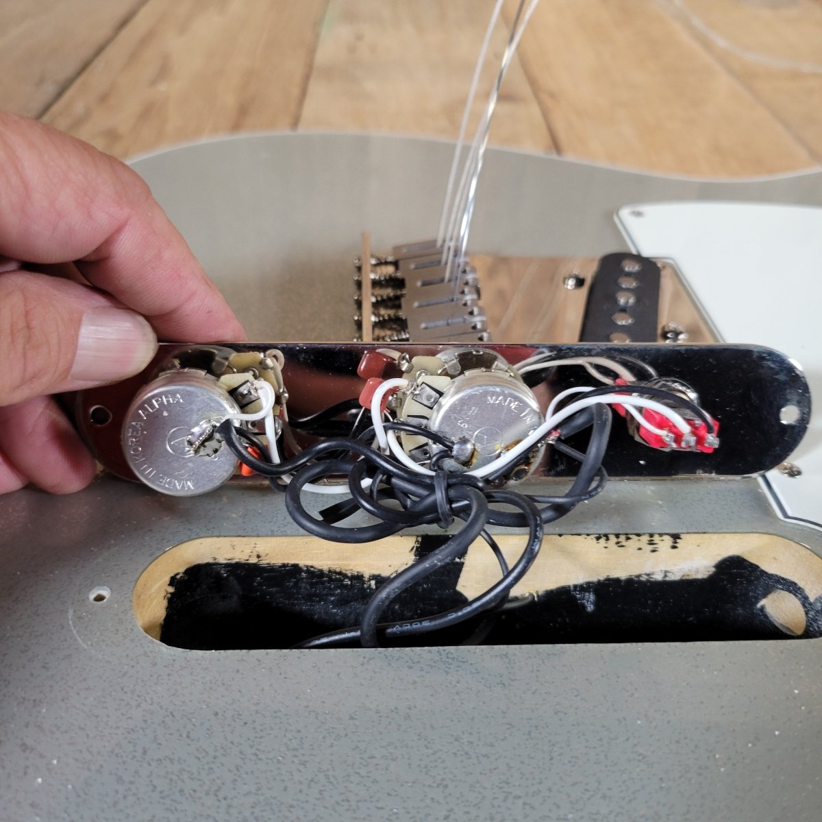 Reverend Eastsider E Pete Anderson Esquire – Silver Sparkle, 2022, w/Hardshell Case - Mahar's Vintage Guitars