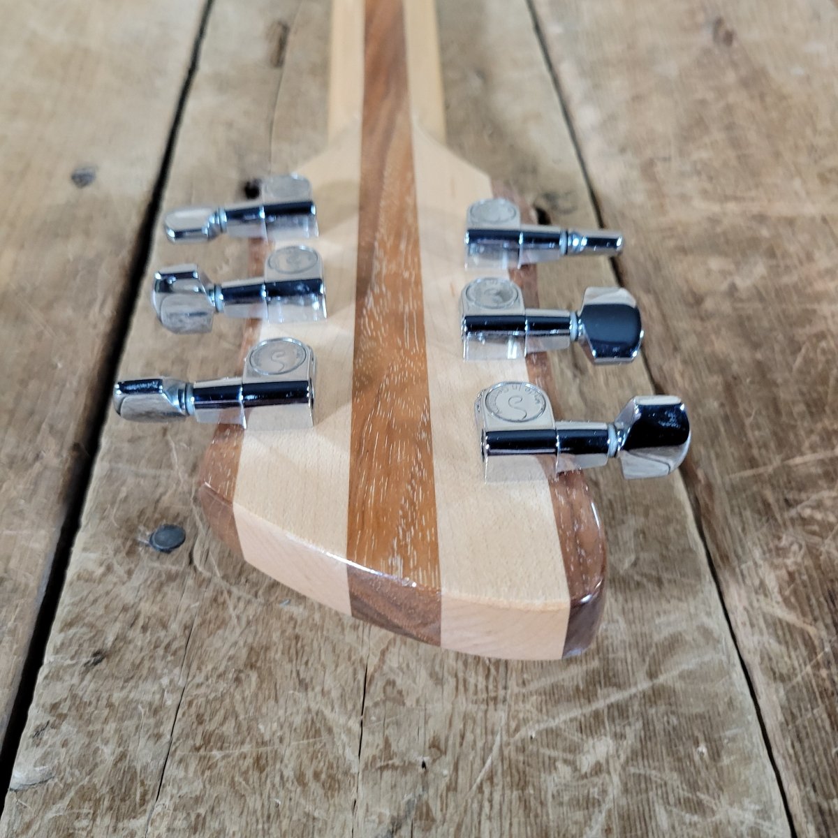 Rickenbacker 360 Mapleglo 2007 – Near Mint with Original Case - Mahar's Vintage Guitars