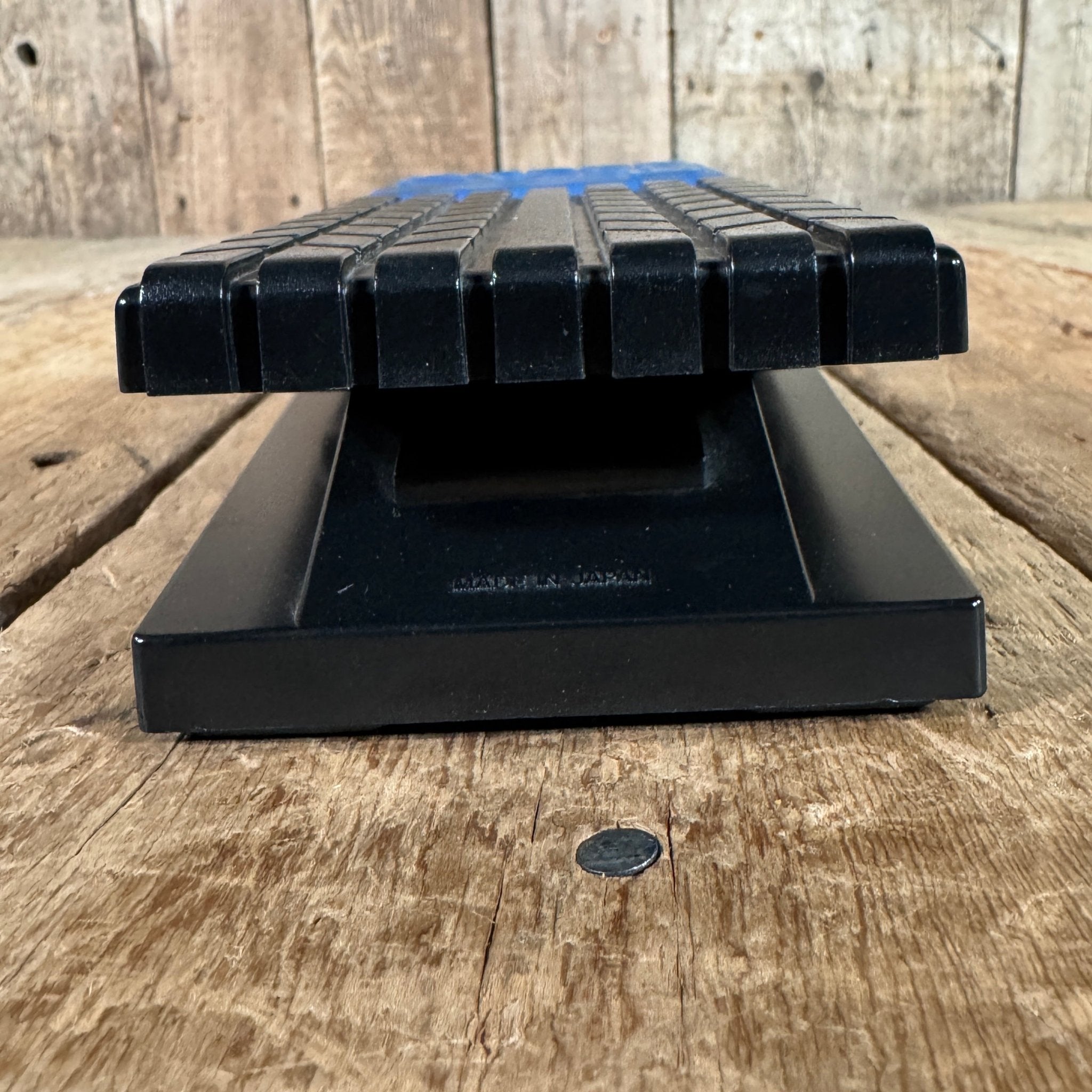 Roland Boss FV - 50L Stereo Volume Pedal - Mahar's Vintage Guitars