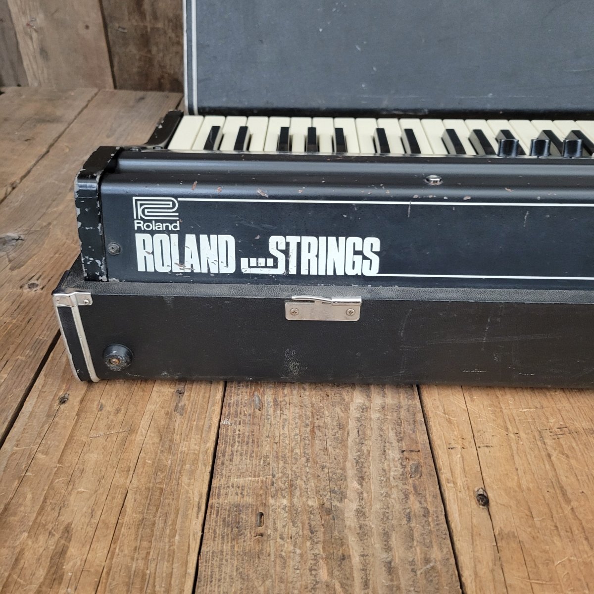 Roland RS - 101 Brass and Strings Analog Synthesizer 1975 - 1976 - Mahar's Vintage Guitars
