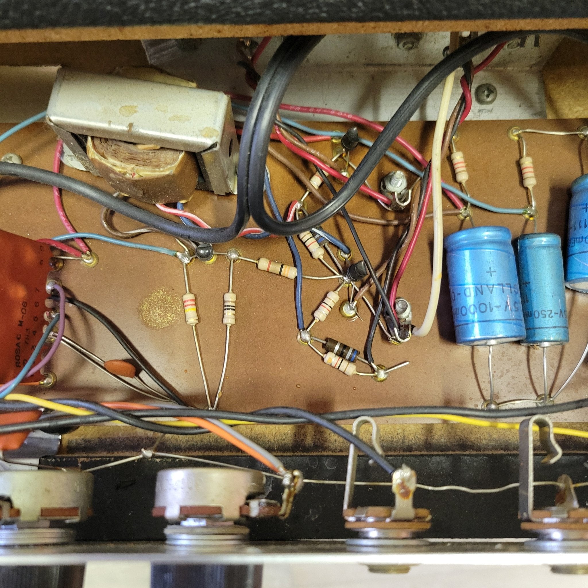 Rosac Malibu 66G 1970s - Mahar's Vintage Guitars