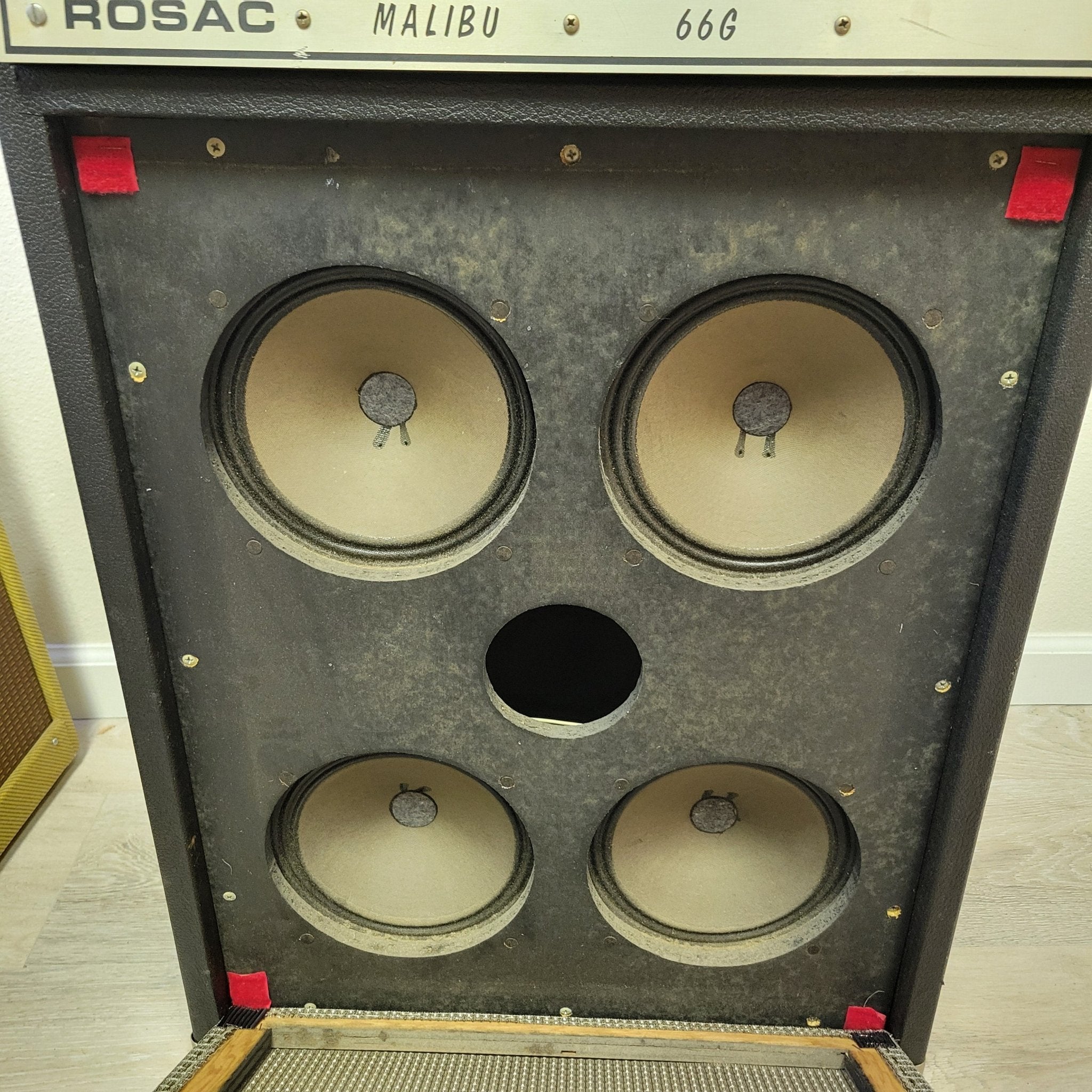 Rosac Malibu 66G 1970s - Mahar's Vintage Guitars