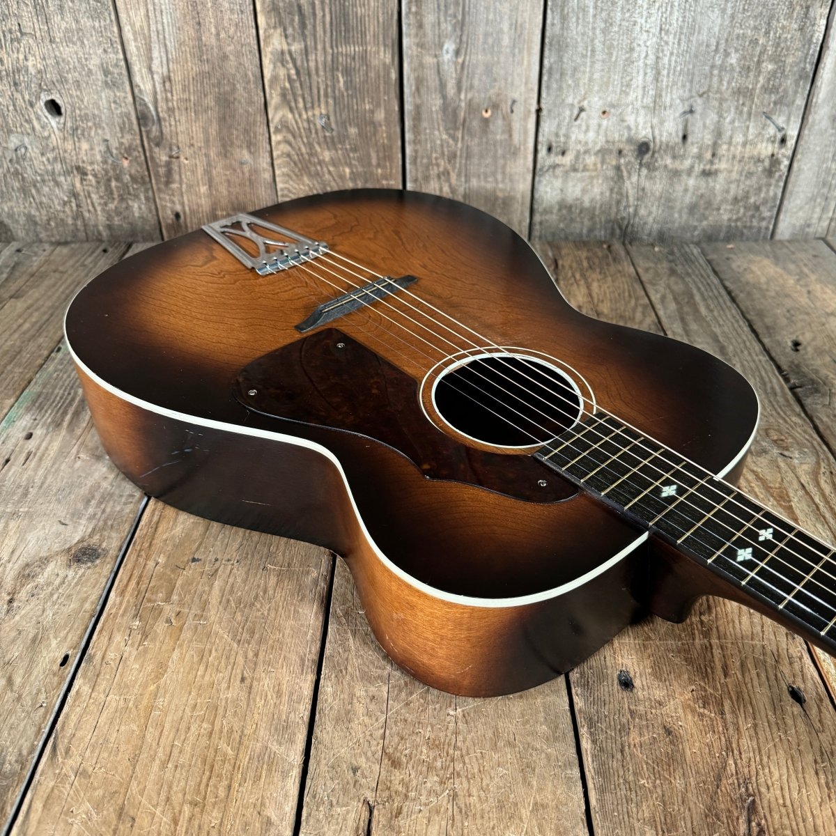 Silvertone H614 1956 Sunburst Playable Project - Mahar's Vintage Guitars