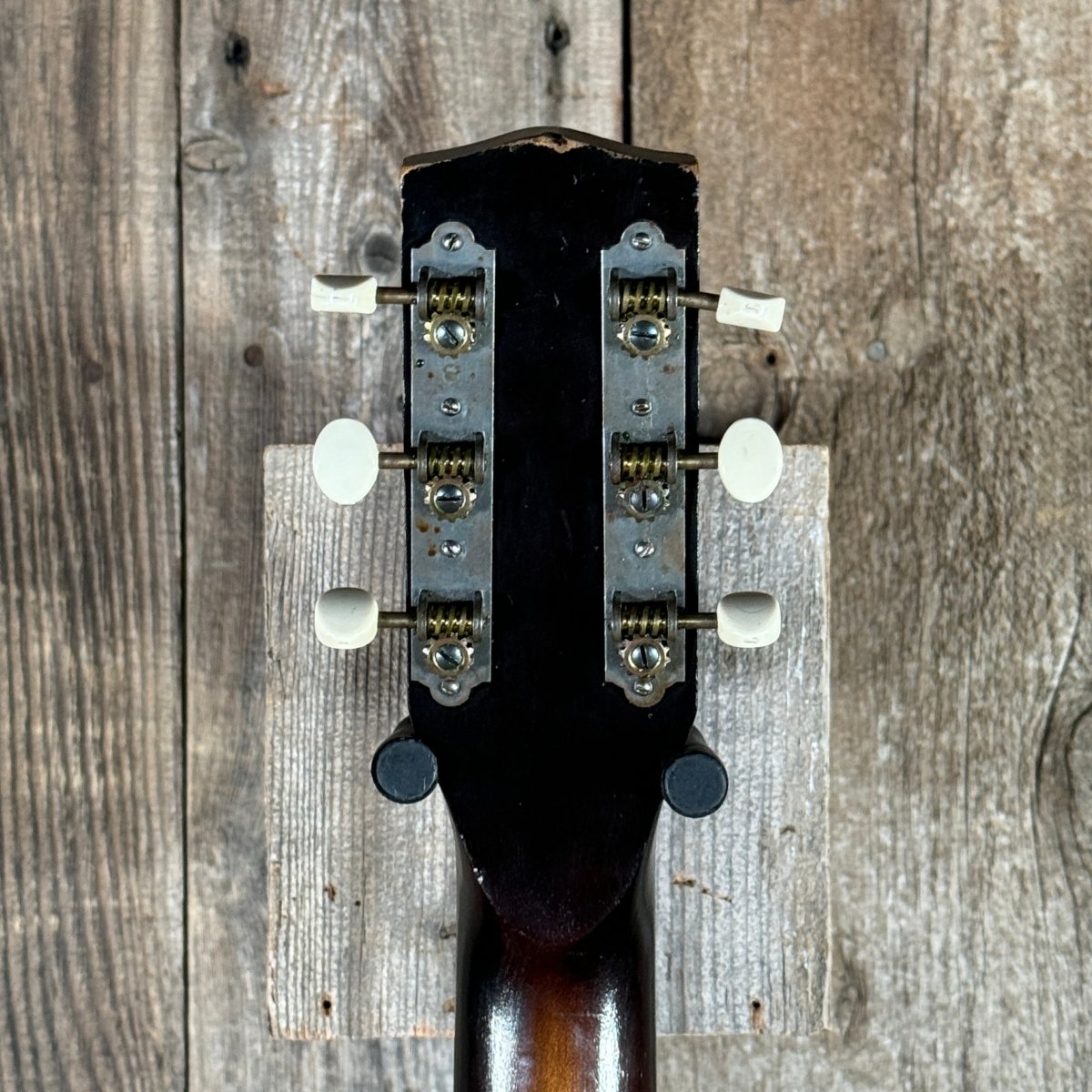 Silvertone H614 1956 Sunburst Playable Project - Mahar's Vintage Guitars