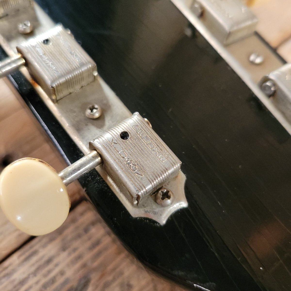 SOLD - Airline Professional White Res - O - Glass All Original Orig Case 1964 - Mahar's Vintage Guitars