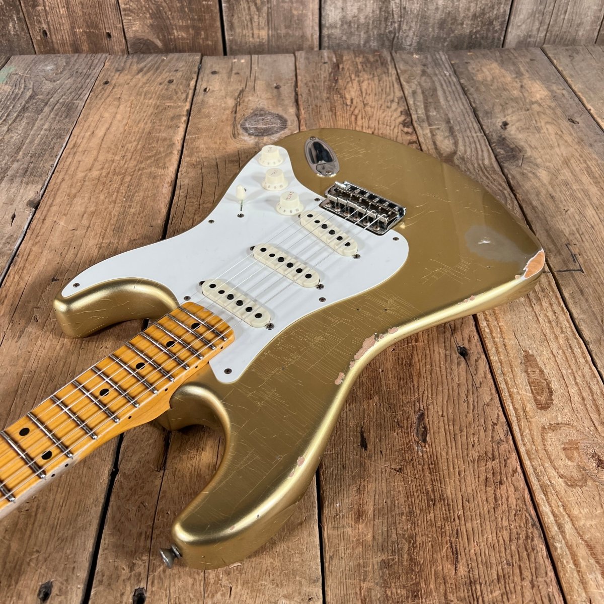 SOLD - Fender 1957 Strat Relic Aged HLE 2022 Gold Relic 7.5 lbs! - Mahar's Vintage Guitars